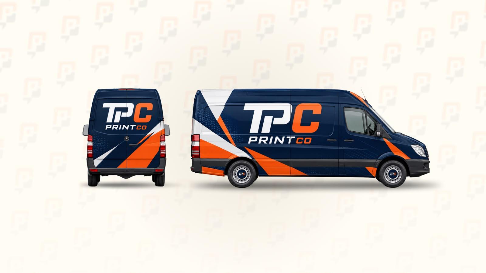 Diseño de rotulación vehicular para una van de The Print Co.
